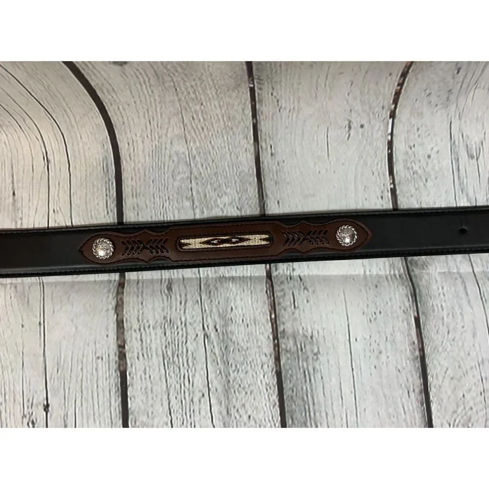 CAVENDER'S black brown embroidered southwestern aztec leather belt size 30 NWOT